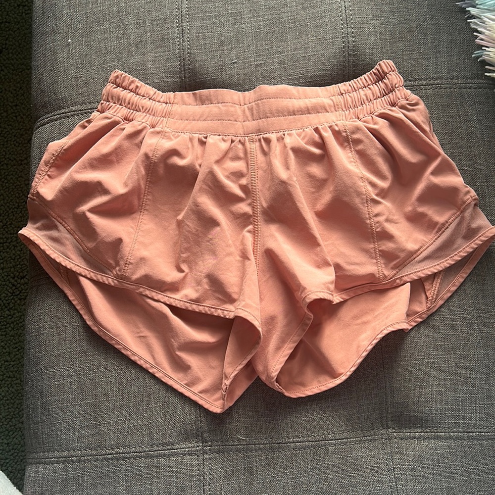 NOT SOLD ANYMORE PINK SAVVANAH size 4 2.5” hotty hots